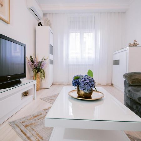 Historic Bucharest Hideway Διαμέρισμα Εξωτερικό φωτογραφία