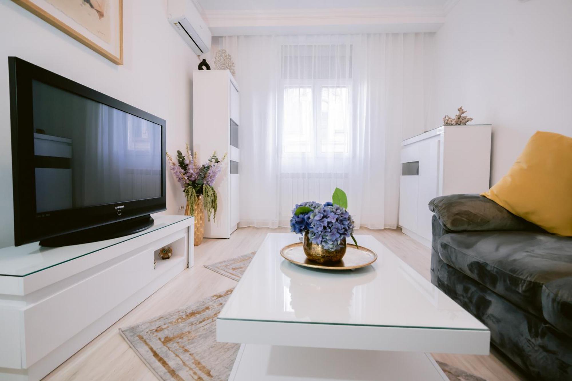 Historic Bucharest Hideway Διαμέρισμα Εξωτερικό φωτογραφία